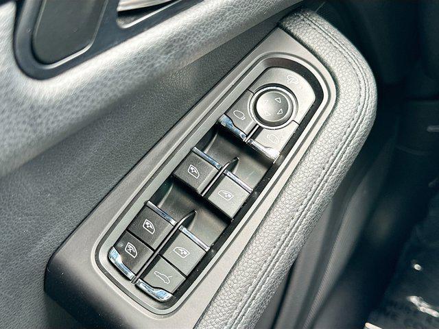 Photo of 2024 Black Porsche Macan