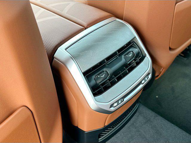 Photo of 2025 Mineral White Metallic BMW 740