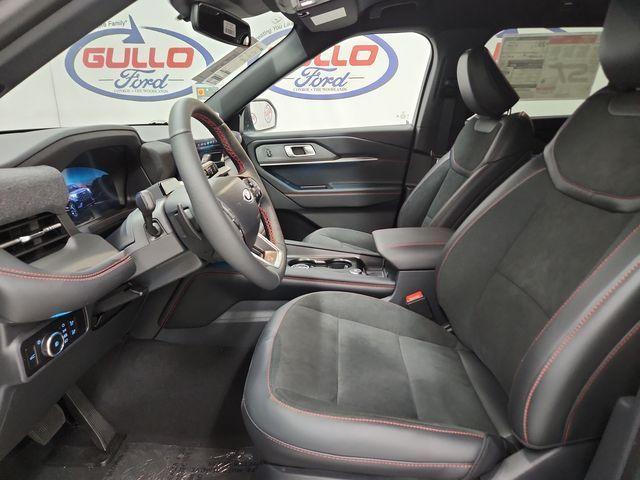 Photo of 2025 Vapor Blue Metallic Ford Explorer