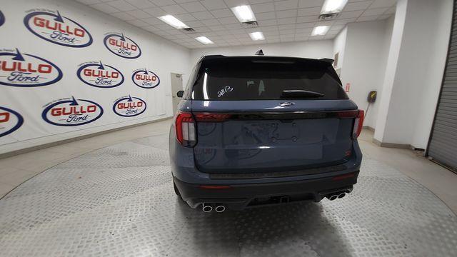 Photo of 2025 Vapor Blue Metallic Ford Explorer