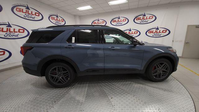 Photo of 2025 Vapor Blue Metallic Ford Explorer