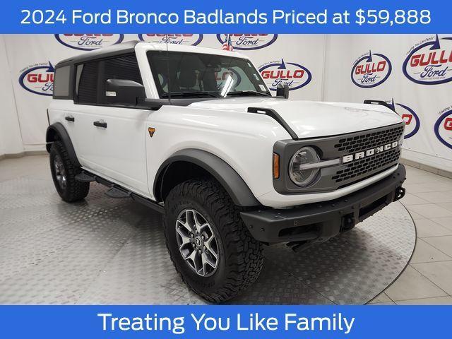 Photo of 2024 Oxford White Ford Bronco