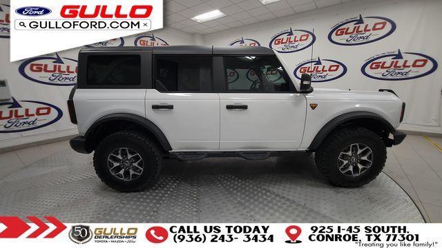 Photo of 2024 Oxford White Ford Bronco