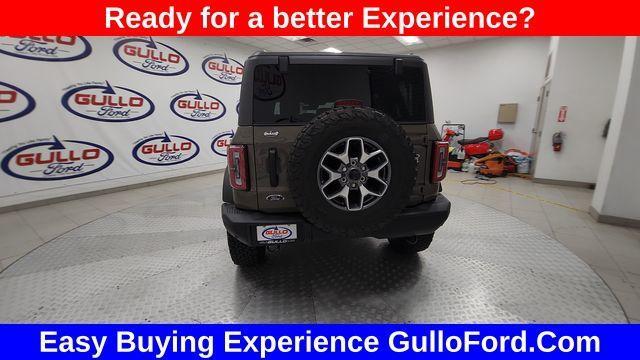 Photo of 2025 Gray Ford Bronco