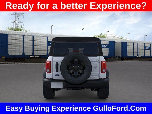 Photo of 2025 Oxford White Ford Bronco