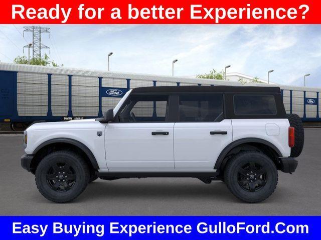 Photo of 2025 Oxford White Ford Bronco