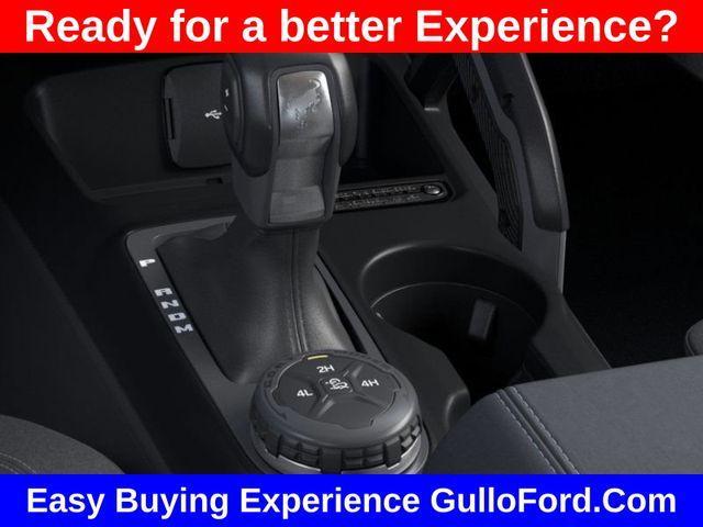 Photo of 2025 Oxford White Ford Bronco