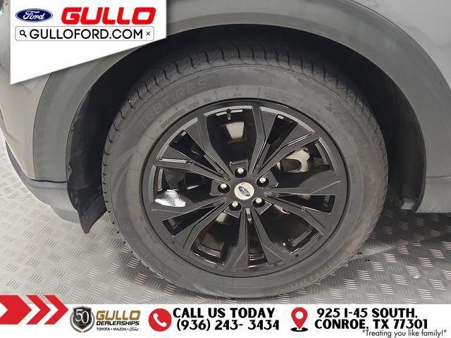 Photo of 2021 Carbonized Gray Metallic Ford Explorer