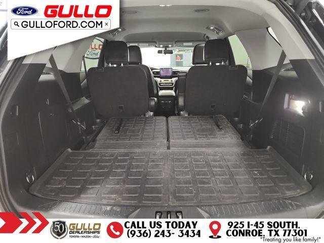 Photo of 2021 Carbonized Gray Metallic Ford Explorer