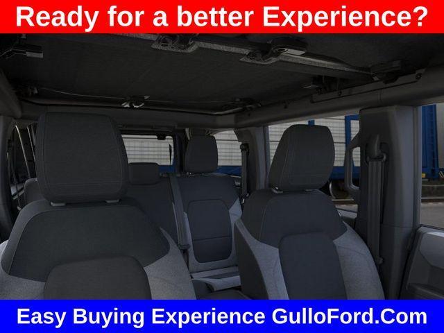 Photo of 2025 Shadow Black Ford Bronco