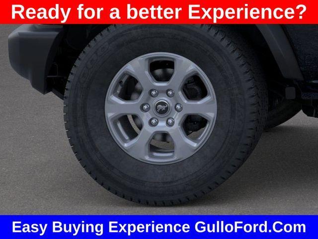 Photo of 2025 Shadow Black Ford Bronco