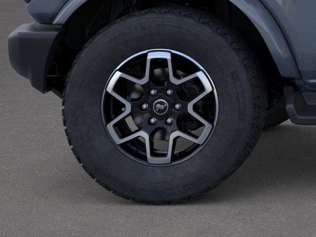 Photo of 2025 Azure Gray Metallic Ford Bronco