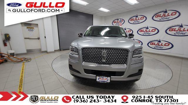 Photo of 2023 Radiance Metallic Lincoln Navigator L