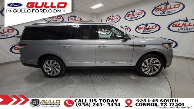 Photo of 2023 Radiance Metallic Lincoln Navigator L