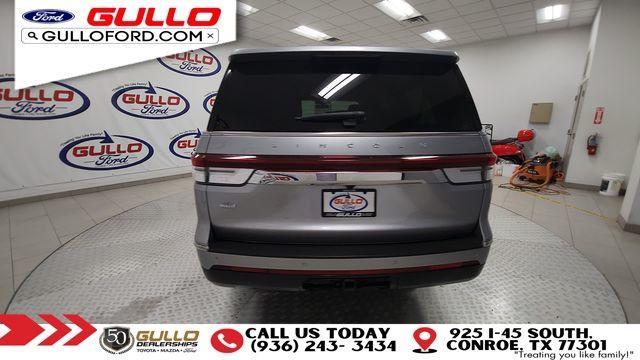Photo of 2023 Radiance Metallic Lincoln Navigator L