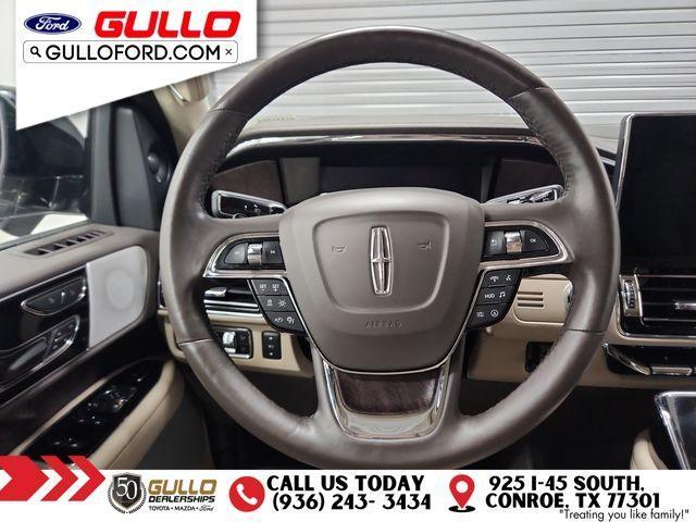 Photo of 2023 Radiance Metallic Lincoln Navigator L