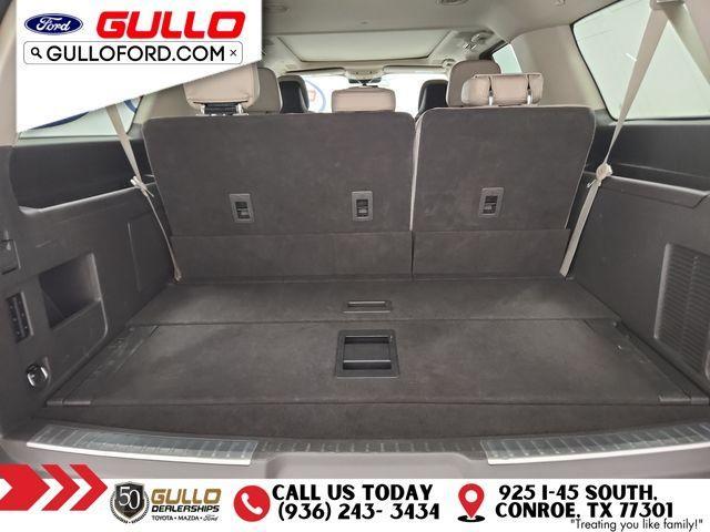 Photo of 2023 Radiance Metallic Lincoln Navigator L