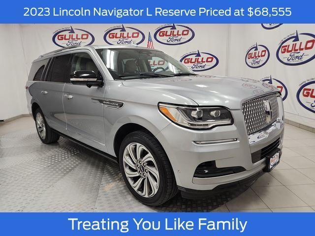 Photo of 2023 Radiance Metallic Lincoln Navigator L