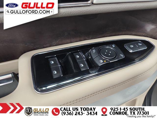 Photo of 2023 Radiance Metallic Lincoln Navigator L