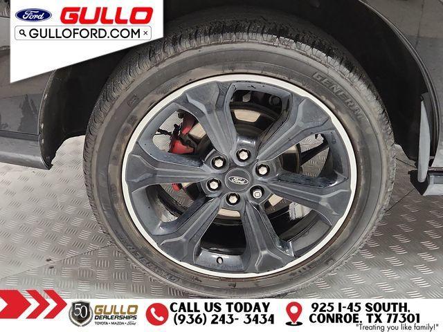 Photo of 2023 Agate Black Metallic Ford Expedition