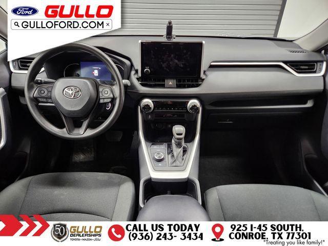 Photo of 2024 Silver Sky Metallic Toyota RAV4 Hybrid