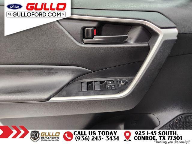 Photo of 2024 Silver Sky Metallic Toyota RAV4 Hybrid