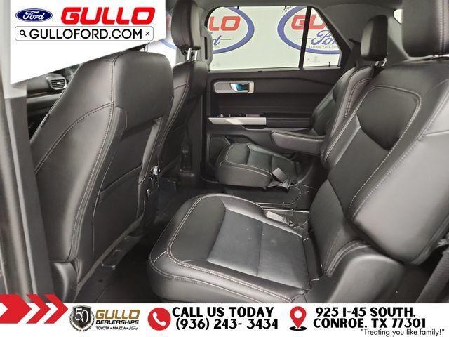 Photo of 2024 Gray Metallic Ford Explorer