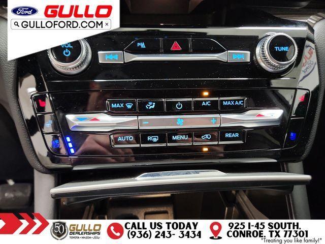 Photo of 2024 Gray Metallic Ford Explorer