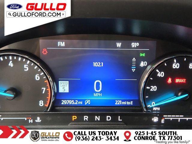 Photo of 2024 Gray Metallic Ford Explorer