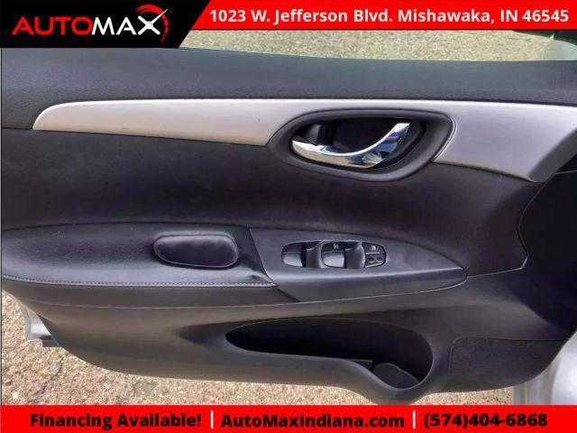 Photo of 2019 Silver Nissan Sentra