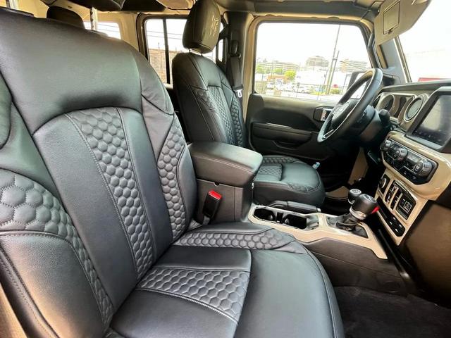 Photo of 2021 Beige Jeep Wrangler Unlimited