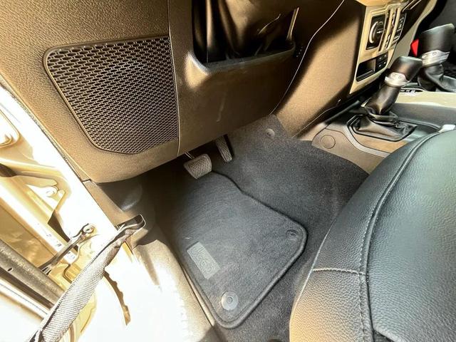 Photo of 2021 Beige Jeep Wrangler Unlimited