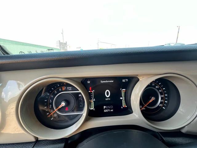 Photo of 2021 Beige Jeep Wrangler Unlimited