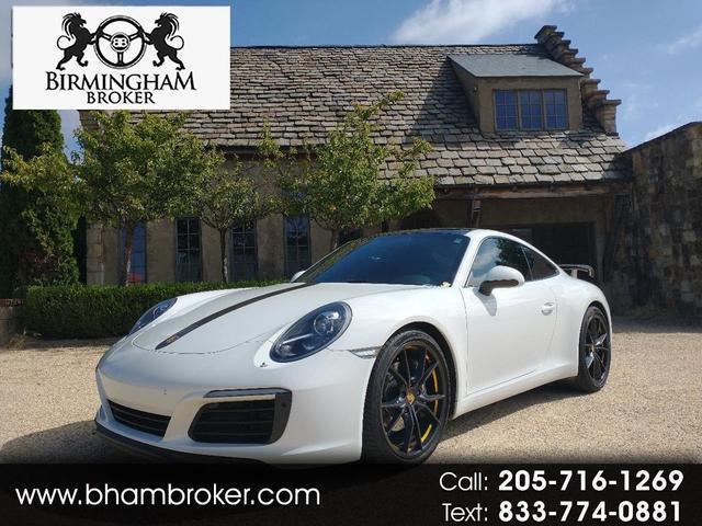 Photo of 2017 White Porsche 911