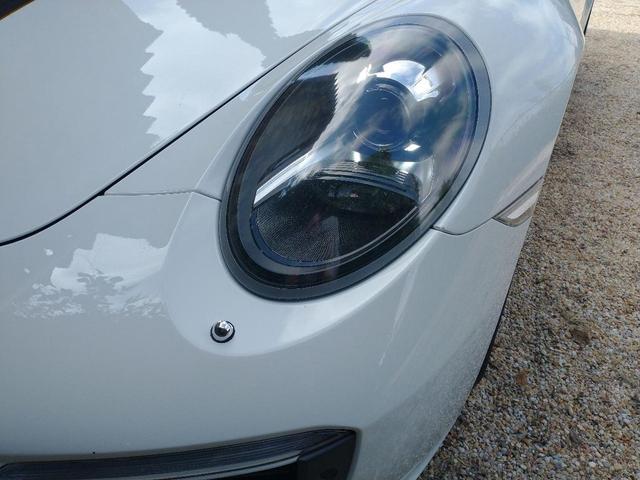 Photo of 2017 White Porsche 911