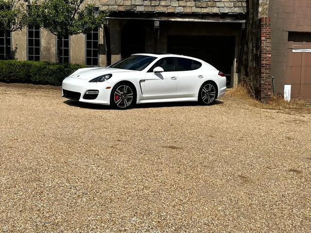 Photo of 2013 White Porsche Panamera