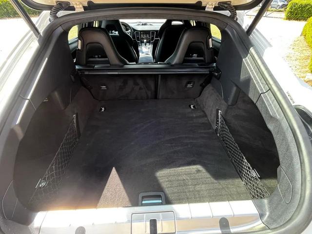 Photo of 2013 White Porsche Panamera