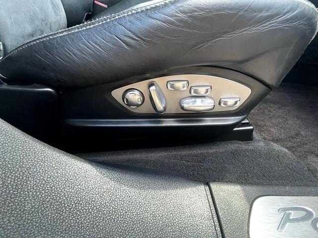Photo of 2013 White Porsche Panamera