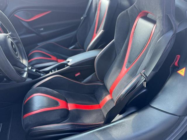 Photo of 2020 Gray McLaren 720S