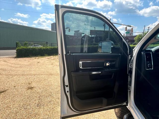 Photo of 2017 White RAM 2500
