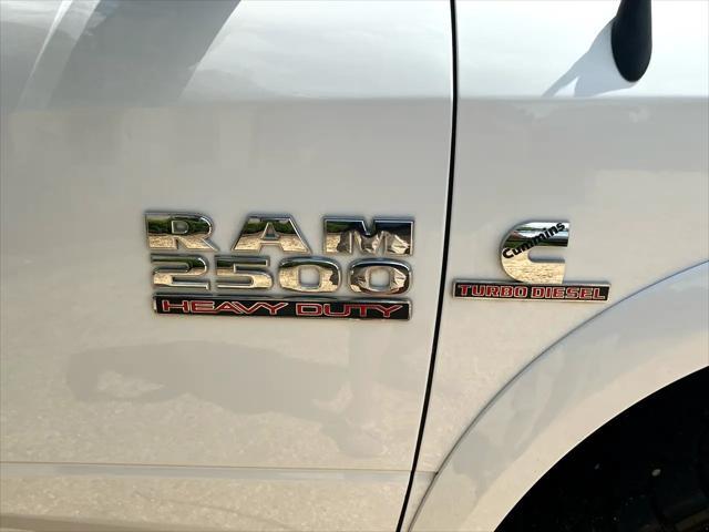 Photo of 2017 White RAM 2500