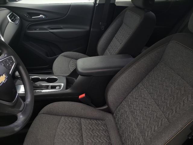 Photo of 2022 Iron Gray Metallic Chevrolet Equinox