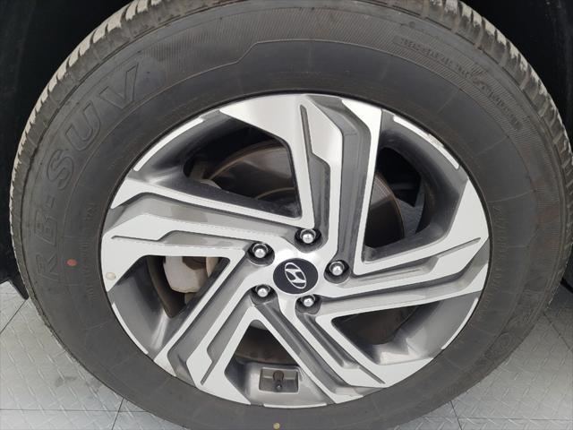 Photo of 2023 Twilight Black Hyundai SANTA FE