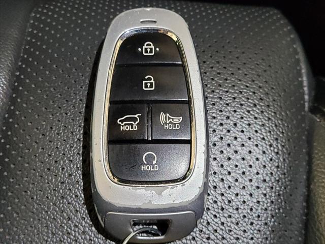 Photo of 2023 Twilight Black Hyundai SANTA FE