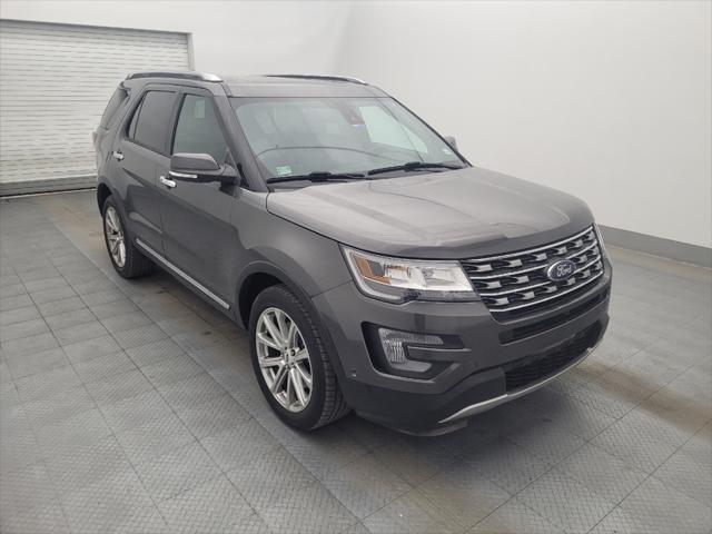 Photo of 2017 Gray Ford Explorer