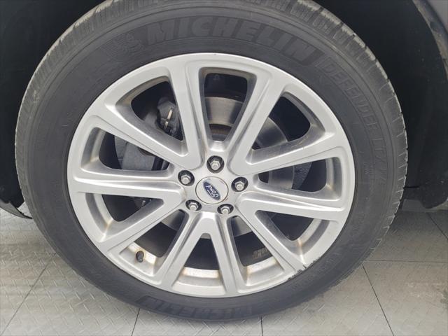 Photo of 2017 Gray Ford Explorer
