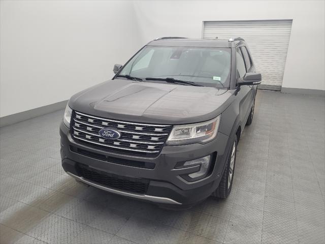 Photo of 2017 Gray Ford Explorer