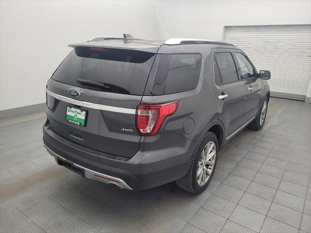 Photo of 2017 Gray Ford Explorer