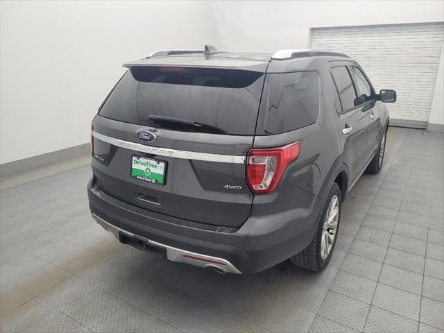 Photo of 2017 Gray Ford Explorer