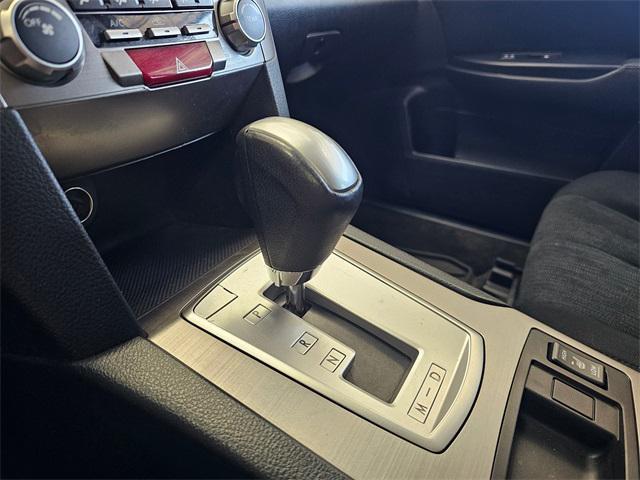 Photo of 2014 Twilight Blue Metallic Subaru Outback